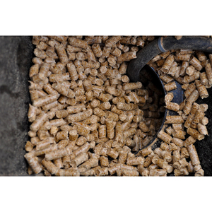 Pellets de fumage de qualité supérieure pour barbecue, fumoir et applications d'amélioration de la saveur en cuisine en plein air - Product Image 1