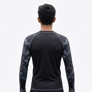 เสื้อแรชการ์ดแขนยาวพิมพ์ลายแบบกำหนดเอง ยูนิเซ็กซ์ ป้องกันรังสียูวี 50+ ยืดหยุ่นสูง แห้งเร็ว ระบายอากาศได้ดี เป็นมิตรกับสิ่งแวดล้อม - Product Image 2
