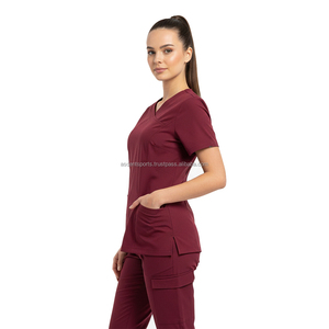Ensemble de tenue d'infirmière ajustée, uni, sans logo, avec pantalon cargo jogger, mélange rayonne, polyester et élasthanne, marque privée, nouveauté pour le personnel - Product Image 4