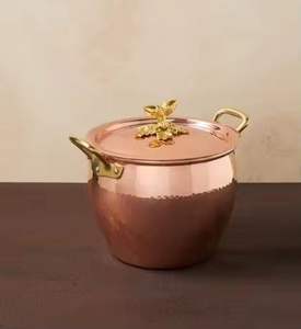 Cacerola de Cobre Martillado Artesanal, Recipientes para Calentar Comida de Primera Calidad, Olla para Servir Hecha a Mano con Tapa y Asa Decoradas con Hojas Doradas - Product Image 1