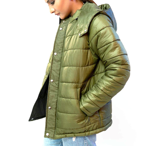 Veste matelassée pour femme sur mesure, de haute qualité, en cuir brun teint, avec capuche amovible, technologie Cordura, fermeture éclair - Product Image 2