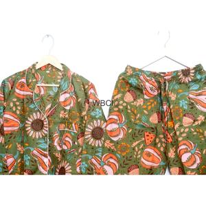 Ensemble de pyjama 2 pièces pour femme en coton 100% avec taille élastique, imprimé nœud, manches longues, longueur intégrale, artisanat indien en blocs de bois faits à la main - Product Image 5