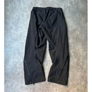 Pantalones Deportivos de Hombre, Estilo Moderno, Alta Calidad, Negros, Holgados, con Cierre de Cremallera en la Parte Inferior, de Nailon y Poliéster - Product Image 4