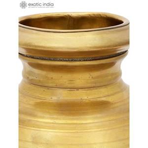 Kalash de latón de 7 pulgadas hecho a mano para artículo de decoración del hogar indio Puja para regalar - Product Image 3