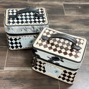 Trousse à bijoux en cuir de vachette usinée à la main de qualité supérieure pour les femmes de voyage - Product Image 4