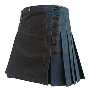 Jupe kilt utilitaire en jean noir pour femme - Kilt écossais moderne plissé en jean - Product Image 5