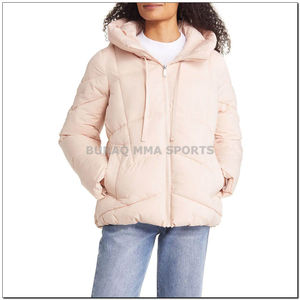Chaqueta Acolchada Impermeable Personalizada para Mujer, Chaqueta de Invierno Acolchada de Diseño, Abrigo Acolchado de Nailon para Mujer - Product Image 4