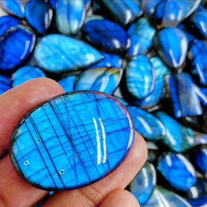 Cabujón de Labradorita Premium, Gema Natural con Efecto de Destello de Fuego Azul, Piedra Suelta Tallada a Mano para Joyería, Venta al por Mayor a Granel en África - Product Image 4