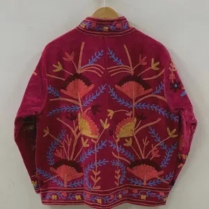 Veste en velours brodée de fleurs bohèmes, coupe-vent et respirante, manteau Suzani, manteau court en tricot d'hiver - Product Image 2