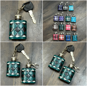 Mini Tooled Checkered Leather Wine Holder Hip Flasks Luxury Customized Promotional Gift Keychain 1oz Flask for Office Party - Product Image 3