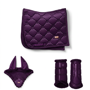 Ensemble de tapis de selle de dressage Tough Tack violet avec protège-ventouses et bonnet anti-mouches en coton et soie matelassé pour l'entraînement équestre - Product Image 1