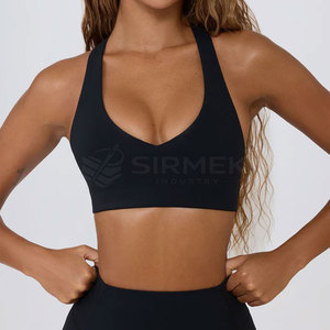 Soutien-gorge de sport élégant en tissu à séchage rapide avec bretelles dorsales réglables pour un ajustement parfait, idéal pour les séances d'entraînement à la salle de sport - Product Image 4