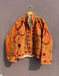 เสื้อแจ็คเก็ตกำมะหยี่พรีเมียมงานฝีมือสุดหรูสไตล์อินเดียดั้งเดิมสำหรับผู้หญิง แขนยาว เปิดด้านหน้า ทรงคาร์ดิแกน เสื้อคลุมแบบสั้น - Product Image 1