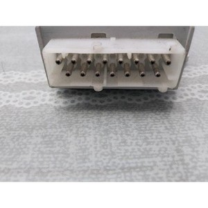 ECU และโมดูลคอมพิวเตอร์มือสองสำหรับรถยนต์ซีรีส์ 7 รุ่น 6939481 - Product Image 4