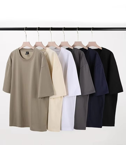 T-shirts Streetwear en gros personnalisés 230 g/m² 100 % coton, coupe oversize unisexe à épaules tombantes, effet délavé - Product Image 3