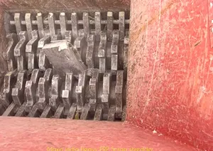 Broyeurs de déchets FRP à double arbre semi-automatiques électriques de haute qualité et très demandés - Product Image 4