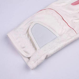 Gants de golf professionnels pour femmes, design unique, respirants, en cuir synthétique, de qualité supérieure, fabrication OEM pour femmes. - Product Image 4