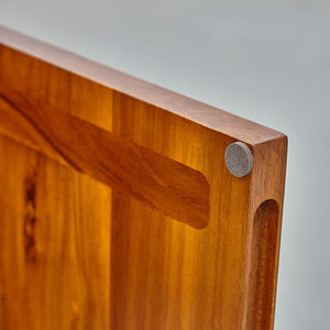 ตู้วางทีวีไม้สักสไตล์นอร์ดิกสมัยใหม่ ทนทาน เป็นมิตรต่อสิ่งแวดล้อม พร้อมบานประตู 2 บาน และลิ้นชัก 2 ช่อง สำหรับห้องนั่งเล่น เฟอร์นิเจอร์ตกแต่งบ้าน - Product Image 3