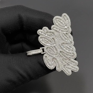 จี้ตัวอักษรแบบ Iced Out เงินแท้ 925 ประดับเพชรโมอิสซาไนต์ เครื่องประดับฮิปฮอปสุดหรู สไตล์สั่งทำพิเศษ สำหรับทั้งชายและหญิง - Product Image 5