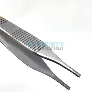 Pince Adson à pointe fine pour la manipulation des tissus, instrument chirurgical de précision, prise en main fiable, en vente en ligne - Product Image 5