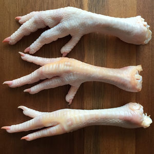 Pollo Halal Congelado Entero de Alto Estándar, Preparado con Aves de Corral Criadas en Granja, Mediante Sistemas de Sacrificio Islámico Verificados - Product Image 3