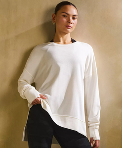 Sweat-shirt pour femme en mélange coton-polyester, molletonné, col rond, uni, teint, coupe oversize, unisexe, décontracté - Product Image 2