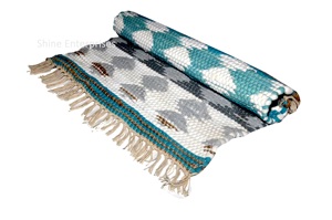 Tapis rectangulaire élégant en polyester lavable et tapis carré antidérapant à motif puzzle, idéal pour les tapis d'entrée. - Product Image 3