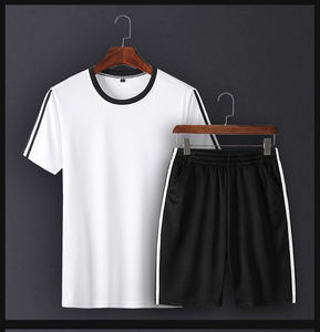 ชุดเสื้อยืดและกางเกงขาสั้นถักนิตติ้งลำลองสำหรับผู้ชาย ดีไซน์ล่าสุด รุ่นกันหนาว - Product Image 2