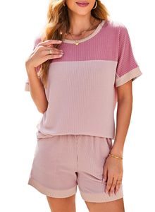 Ensemble de shorts pour femmes de bonne qualité et élégant, nouveau design, couleur unie, t-shirt et shorts surdimensionnés pour femmes, pour un usage décontracté - Product Image 2