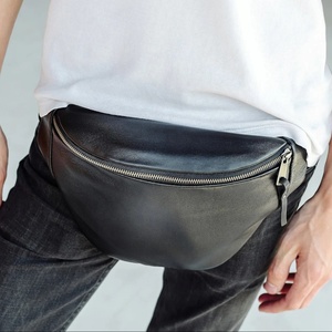 Top Trending Best Quality Vintage Style Leather Waist Bag with Letter Pattern Waterproof Customizable Unisex Design - Product Image 2