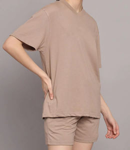 T-shirts et shorts décontractés personnalisés à la mode, de haute qualité, à épaules tombantes, unisexes, en coton, col côtelé, coupe ample, séchage rapide pour hommes - Product Image 1