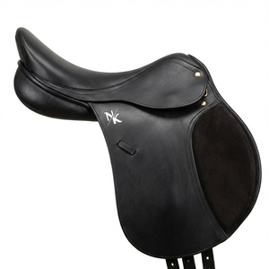 Silla de doma de cuero genuino de la mejor calidad con estructura de madera, cómoda y duradera. Productos de equitación inglesa de la India. - Product Image 1