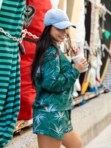 Ensemble 2 pièces côtelé haut de gamme pour femme, pull à manches longues et short taille haute, confortable et mignon, idéal pour l'hiver - Product Image 2