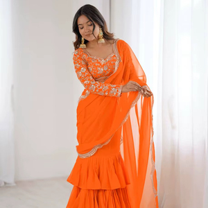 Sari élégant à volants en faux georgette avec des broderies et des paillettes très travaillées |   Sari tendance pour femmes, idéal pour les mariages et les soirées - Product Image 1