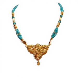 Collar con Colgante de Pavo Real en Oro Amarillo Sólido de 22K para Mujer, Joyería de Diseño Tradicional Indio con Cuentas Azules - Product Image 2