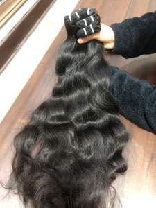 Extensiones de Cabello Humano Natural Ondulado de Templo Indio 100% Natural, Crudo, Sin Procesar, de un Solo Donante, con Cutícula Alineada, en Paquetes al Por Mayor - Product Image 3