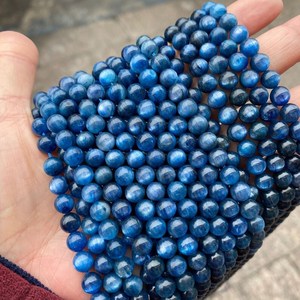 Cuentas de Cianita Azul Natural Pulida con Color Mejorado, Hilo Completo de 15 Pulgadas, Sueltas, Certificadas por IGI, de Rajastán, para Fabricación de Joyas - Product Image 1