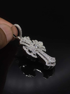 Pendentif Croix en Argent Moissanite Or Rose Sertie de Pierres, Collier Statement Religieux, Bijoux de Luxe Hip Hop pour Hommes, Cadeau Unisexe - Product Image 5