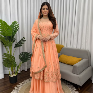 Conjunto Sharara Antra Lifestyle Bollywood, Nuevo Conjunto para Bodas y Fiestas, Elegante y Bordado con Lentejuelas de 5mm, Top y Dupatta de Chinon Puro - Product Image 1