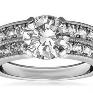 Bague à épaules rondes avec alliance assortie, diamant de laboratoire de 0,80 ct en or 18 carats et platine - Product Image 1