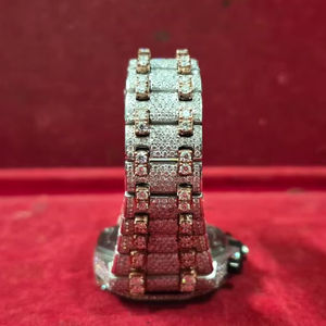 Relojes de Lujo para Millonarios con Moissanita, Totalmente Cubiertos de Piedras, Movimiento Digital, Resistencia al Agua 3BAR, Reloj Esqueleto con Cadena - Product Image 1