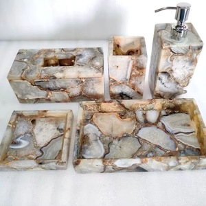 ILAHI's Sky Blue Luxury Acrylic Resin Three-piece Modern Portable <b>Bathroom</b> <b>Set</b> Flower Design Decorative Home <b>Accessories</b> Uttar - Product Image 4