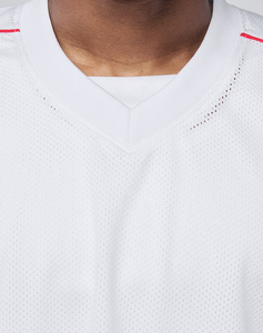 T-shirt court à épaules tombantes MAXED Streetwear, maillot de football américain vintage en maille avec passepoil rayé personnalisé de haute qualité - Product Image 5