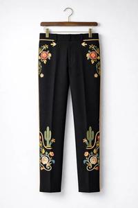 Ensemble de costume noir brodé de style western pour homme – Blazer et pantalon de style cowboy à motifs floraux - Product Image 5