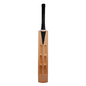 Bate de críquet de calidad premium hecho de madera duradera, adecuado para entrenamiento, práctica, juego en interiores y exteriores. - Product Image 6