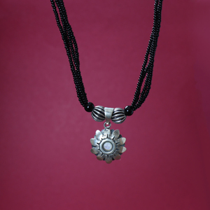 Collar con Colgante de Flor de Plata 925, Estilo Moderno y Único, para Mujeres, Niñas y Adolescentes, Regalo de Joyería al por Mayor - Product Image 1