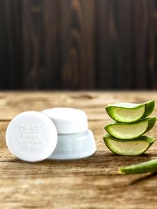 Crème hydratante active anti-âge pour le visage, crème de jour naturelle aux essences de plantes Demodicidin 40 ml pour tous types de peaux - Product Image 4