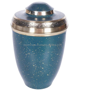 Urna Funeraria Moderna Hecha a Mano de Latón Duradero de Alta Calidad Diseñada para Guardar Cenizas para Decoración del Hogar - Product Image 2