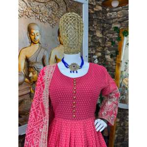 Vestido de Fiesta Rosa para Mujer de Valam Fashion Designer, Talla L, con Pantalón Elegante y Dupatta Incluidos - Product Image 4