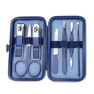 Ensemble professionnel de manucure et pédicure – Kit de soin des ongles en acier inoxydable avec coupe-ongles, pince à cuticules, repousse-ongles et outil de précision - Product Image 1